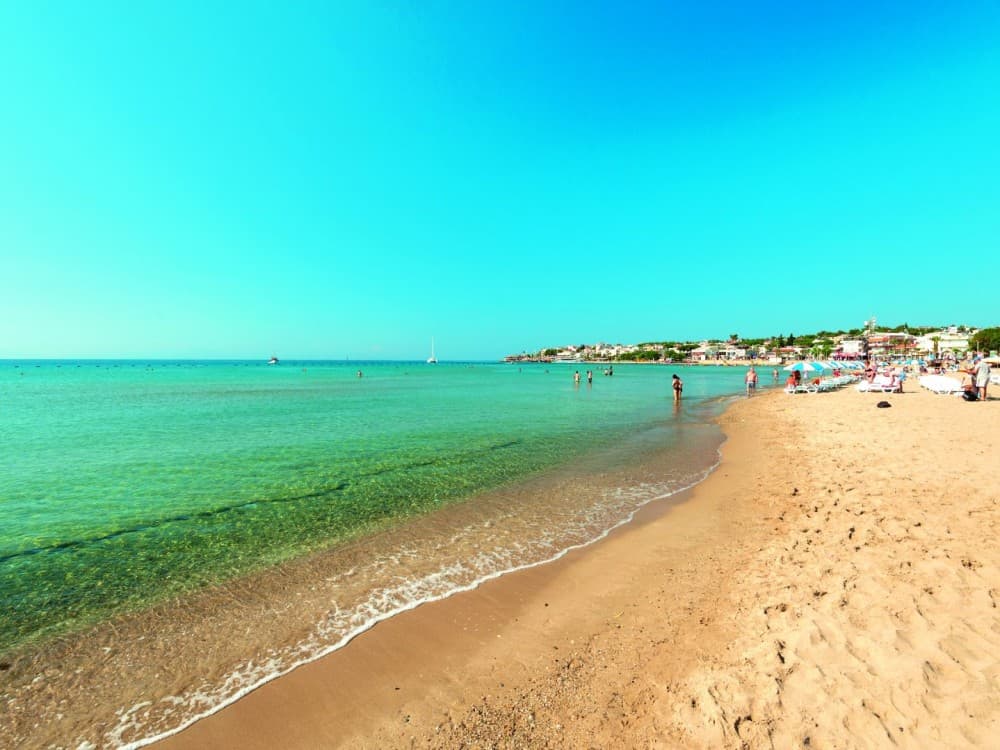 Altinkum: Exploring Altınkum: A First Timer's Guide to the Best Beaches | ®ExcursionMania