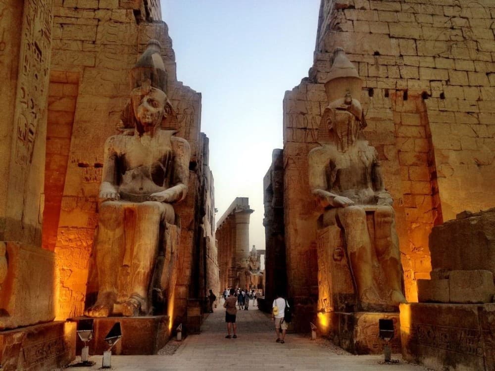 Luxor: Where to Eat in Luxor: A Culinary Journey Through Egyptian Cuisine | ®ExcursionMania