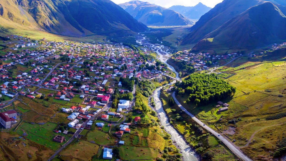 Stepantsminda   region