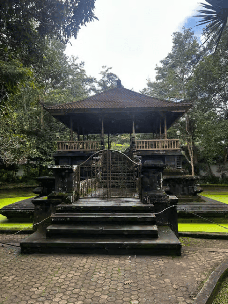 Tirta Empul: Temple Tour with Optional Spiritual Cleansing | ®ExcursionMania - Image 4