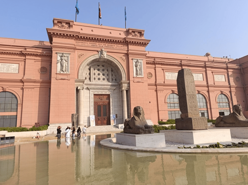 Hurghada to Cairo: Full-Day Tour One Way Bus & Flight Return | ®ExcursionMania