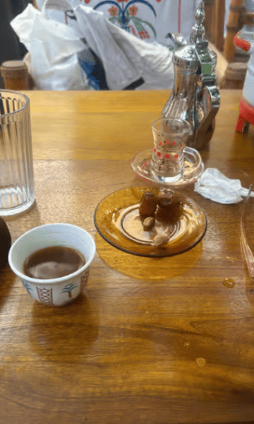 Dubai: Ethnic Emirati Dining Experience | ®ExcursionMania