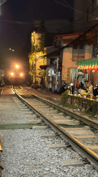 Hanoi: City Sightseeing Motorbike Tour | ®ExcursionMania - Image 2