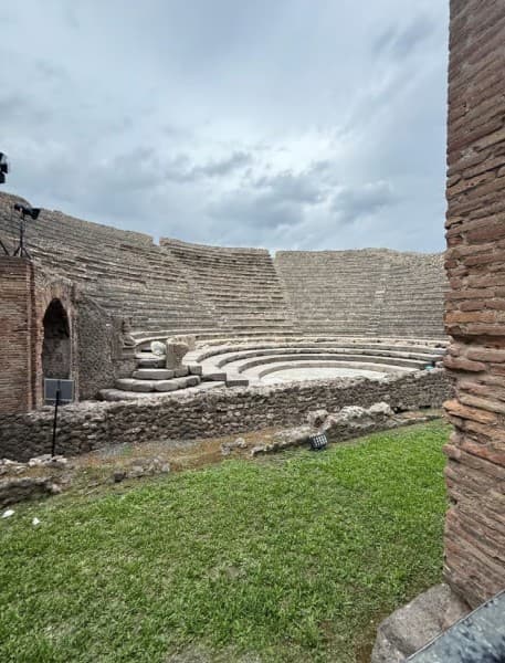 From Sorrento: Pompeii and Vesuvius Guided Tour with Lunch | ®ExcursionMania