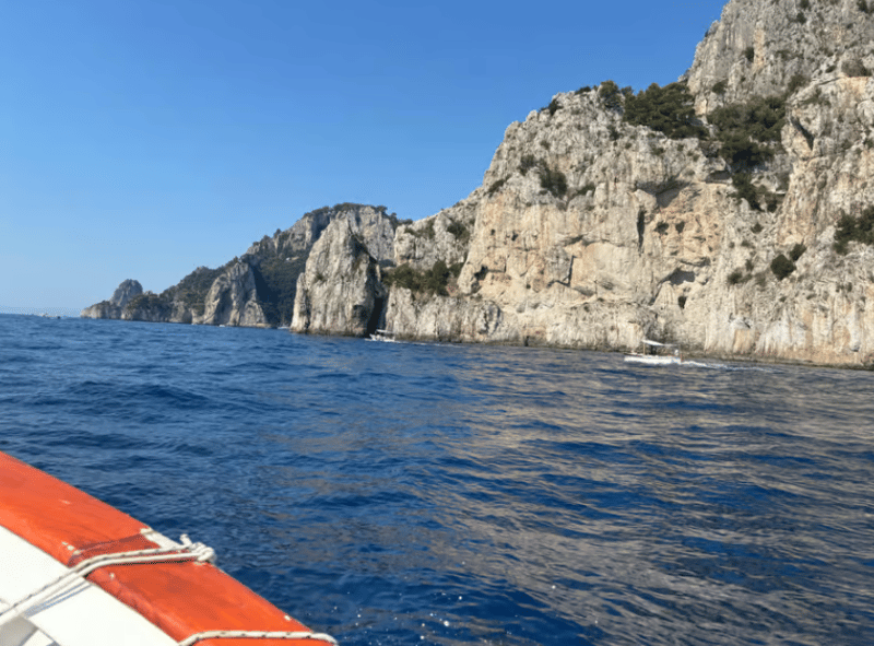 Capri: Island and Grottos Boat Cruise with Snacks and Drinks | ®ExcursionMania