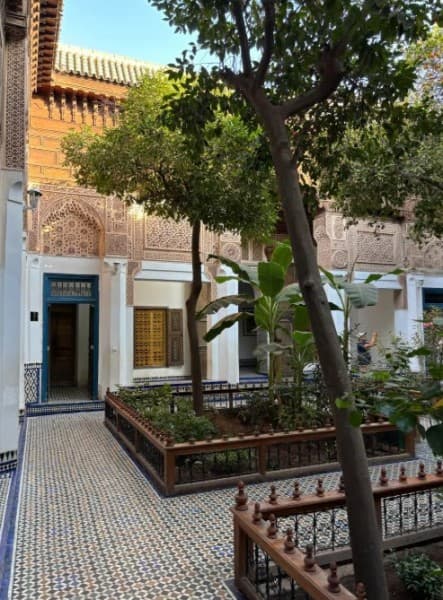 Marrakech: Bahia Palace, Saadian Tombs, & Koutoubia Mosque | ®ExcursionMania