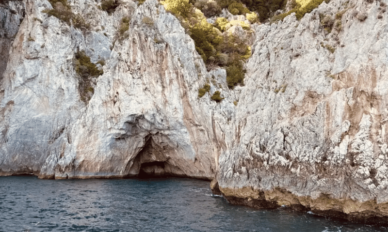 Sorrento: Coast and Capri Boat Trip with Limoncello Tasting | ®ExcursionMania