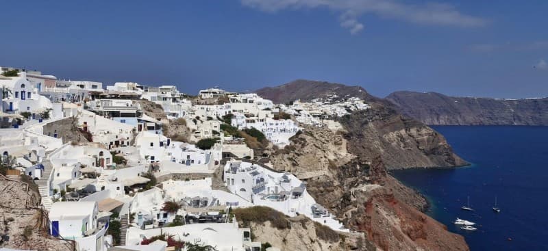 Santorini: Private Day Tour with Guide | ®ExcursionMania - Image 2