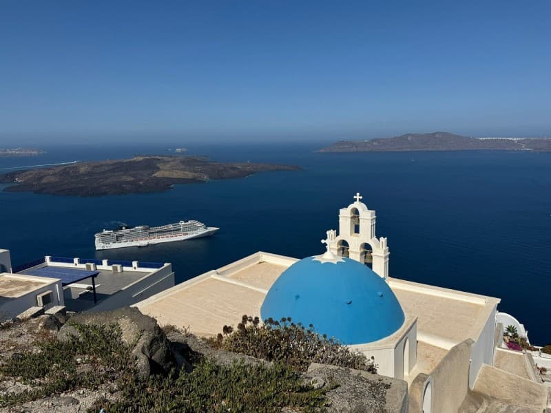 Santorini: Half-Day Customizable Private Island Guided Tour | ®ExcursionMania