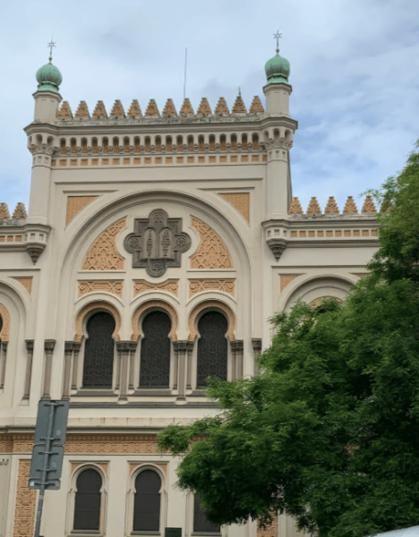 Prague: Old Town and Jewish Quarter Guided Walking Tour | ®ExcursionMania