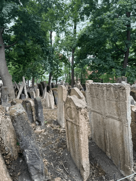 Prague: Old Town and Jewish Quarter Guided Walking Tour | ®ExcursionMania