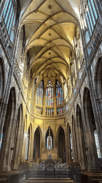 Prague: Castle, National Museum & Town Hall Tickets & Audio | ®ExcursionMania - Image 4