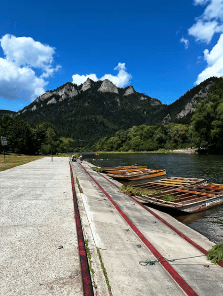 Krakow: Traditional Dunajec Rafting and Mountain Chairlift | ®ExcursionMania - Image 1