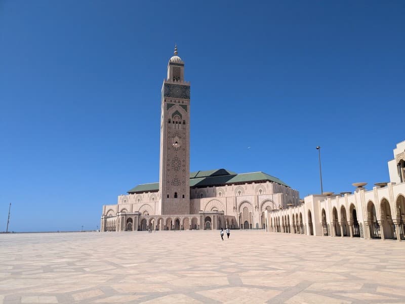 Visite de la mosquée hassan 2, ticket inclus, coupe file | ®ExcursionMania - Image 2