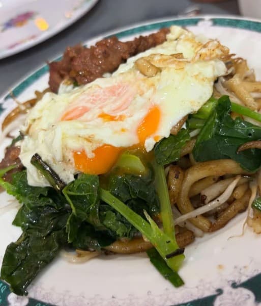 Phnom Penh: Evening Food Tour with Drinks & Tuk Tuk Included | ®ExcursionMania