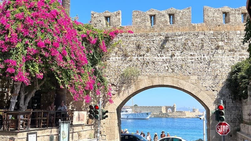 Icmeler Rhodes Ferry Trip With Free Hotel Transfer Service | ®ExcursionMania - Image 1