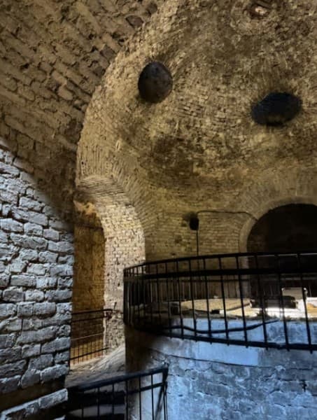 Belgrade: Underground Tour with Riverside Sparkling Wine | ®ExcursionMania