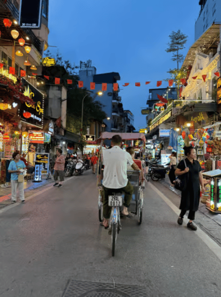 Hanoi: Old Quarter Trishaw Cyclo Tour for 45 minutes | ®ExcursionMania - Image 2