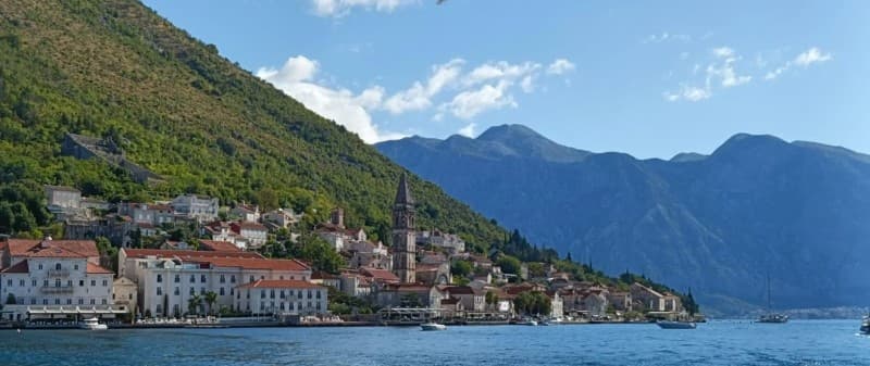 From Dubrovnik: Montenegro Boat Tour from Perast to Kotor | ®ExcursionMania