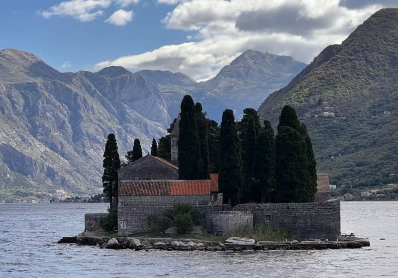 From Dubrovnik: Montenegro Day Trip with Boat Cruise | ®ExcursionMania - Image 1