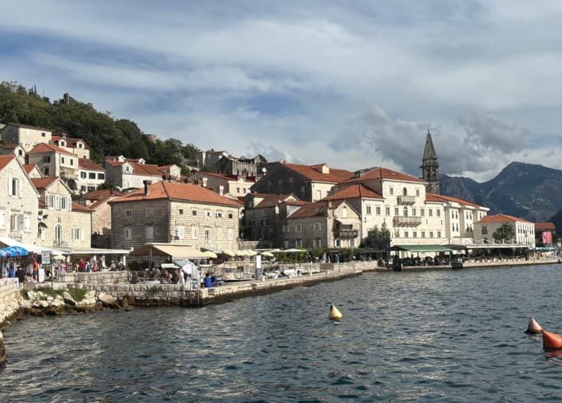 From Dubrovnik: Montenegro Day Trip with Boat Cruise | ®ExcursionMania