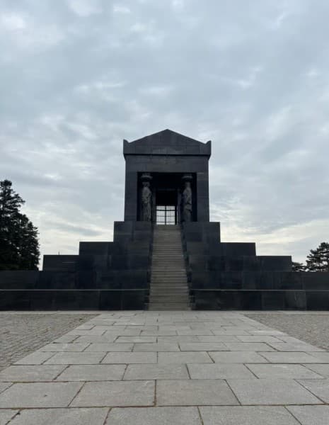 Belgrade: Space architecture tour - brutalist architecture | ®ExcursionMania - Image 4