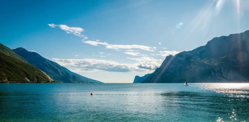 Milan: Verona Day Tour with a Lake Garda Cruise to Sirmione | ®ExcursionMania