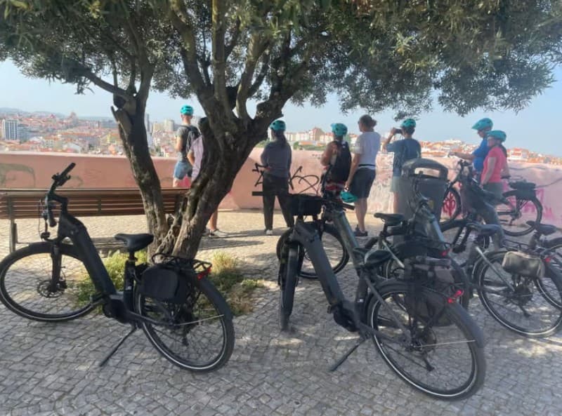 Lisbon: 7 Hills Half-Day Electric Bike Tour | ®ExcursionMania