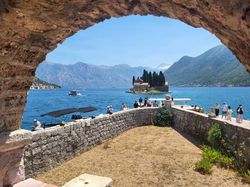 Blue Cave, Mamula Island, Submarine Tunnel, Lady of the Rocks 3hr | ®ExcursionMania