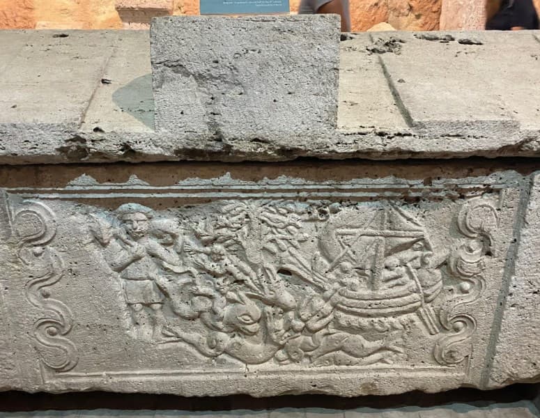 Belgrade: Underground Tour with Glass of Wine | ®ExcursionMania