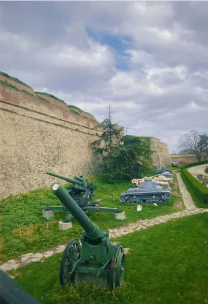 Belgrade: Underground Tour with Glass of Wine | ®ExcursionMania