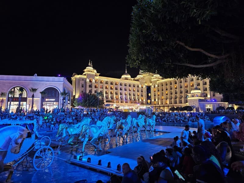 Antalya Land of Legends Night Show With Boat Parade | ®ExcursionMania