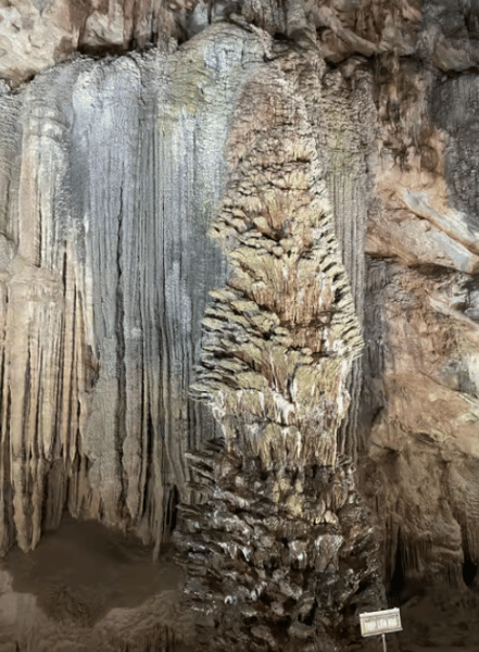 Phong Nha/Dong Hoi: Phong Nha Cave and Paradise Cave Tour | ®ExcursionMania - Image 4