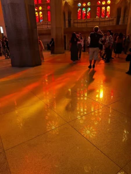 Barcelona: Sagrada Familia Skip-the-Line Entry Ticket & Tour | ®ExcursionMania - Image 4