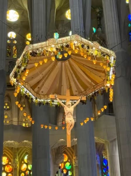 Barcelona: Sagrada Familia Skip-the-Line Entry Ticket & Tour | ®ExcursionMania