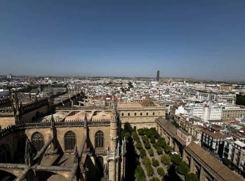 Seville: Cathedral and Giralda Tower Guided Tour and Tickets | ®ExcursionMania