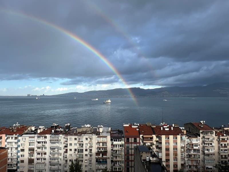 Izmir City Tour: Ancient Landmarks and Modern Charms | ®ExcursionMania