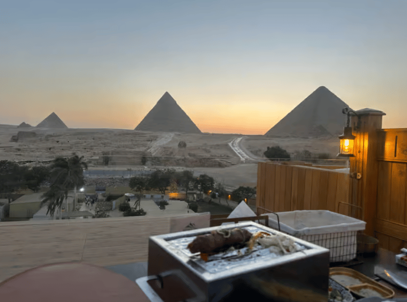 Cairo: Dinner at The Great Pyramid Inn with Hotel Transfers | ®ExcursionMania - Image 1