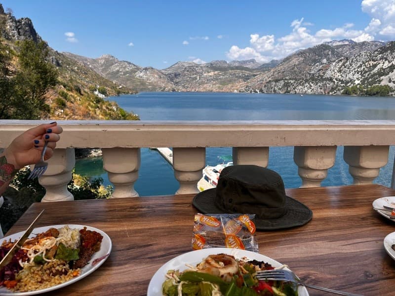 Side: Green Canyon Boat Trip With Unlimited Drinks And Lunch | ®ExcursionMania