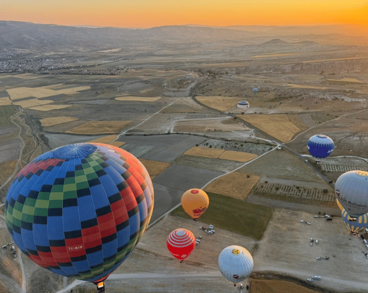 Cappadocia: Goreme Hot Air Balloon Flight Over Fairychimneys | ®ExcursionMania