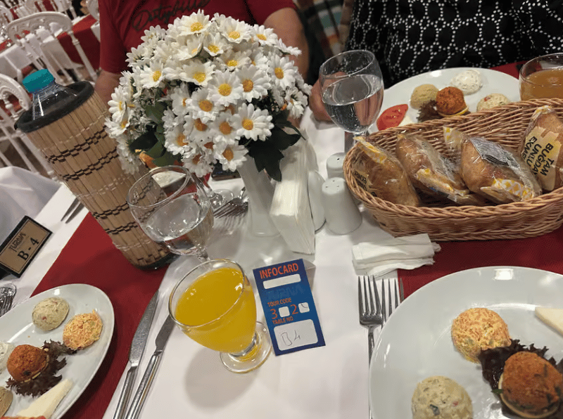 Istanbul: Bosphorus Cruise with Dinner Show | ®ExcursionMania