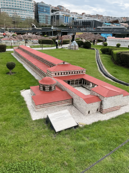 Istanbul: Miniatürk Open-Air Miniature Park Skip-the-Line | ®ExcursionMania - Image 4