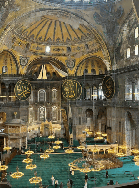 Combo: Hagia Sophia Basilica Cistern Optional Topkapi Palace | ®ExcursionMania