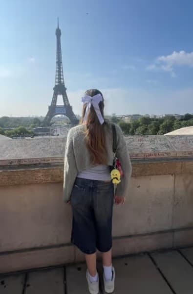 Paris: Eiffel Tower Photo Shoot | ®ExcursionMania - Image 1