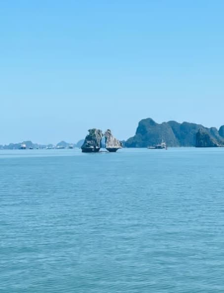 Hanoi: Islands & Caves Ha Long Cruise with Lunch & Kayaking | ®ExcursionMania - Image 2