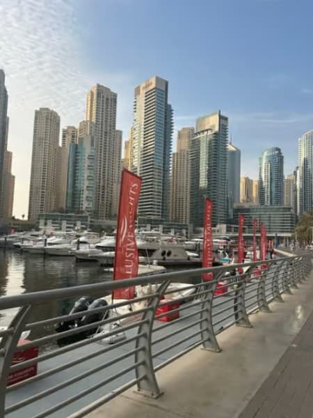 Dubai Marina Yacht Tour: Ain Wheel, JBR & Harbour in 1 Hour | ®ExcursionMania