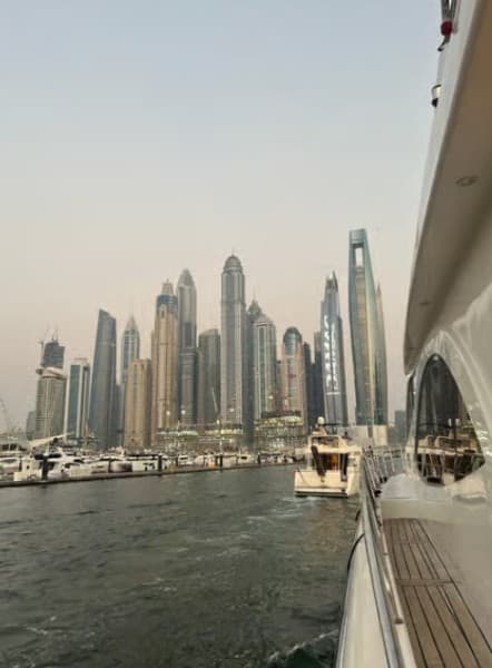 Dubai Marina Yacht Tour: Ain Wheel, JBR & Harbour in 1 Hour | ®ExcursionMania