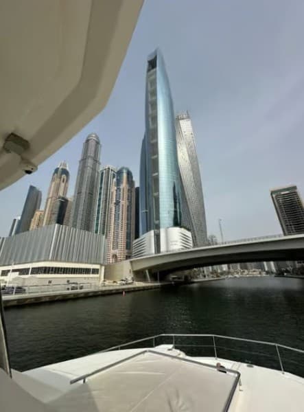 Dubai Marina Yacht Tour: Ain Wheel, JBR & Harbour in 1 Hour | ®ExcursionMania