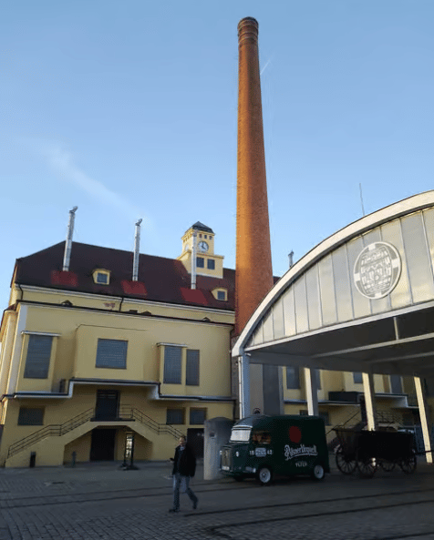Pilsen: Pilsner Urquell Brewery Tour with Beer Tasting | ®ExcursionMania