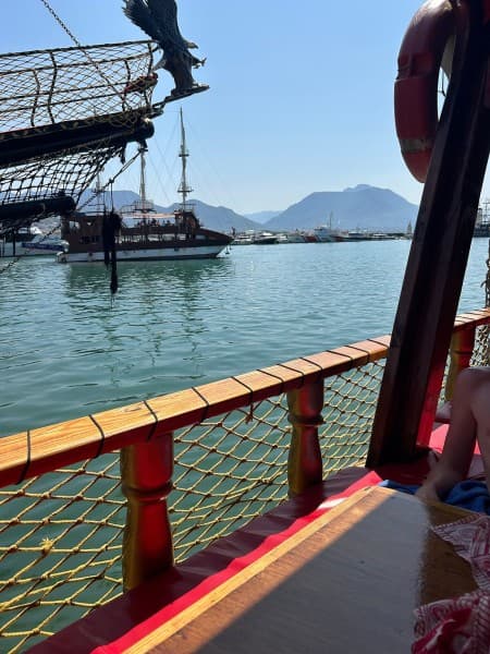 Alanya Pirate Boat Trip w/Lunch & Unlimited Soft Drinks | ®ExcursionMania - Image 3